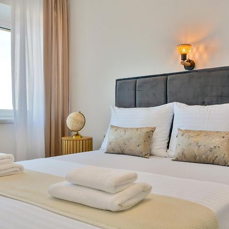 Apartman Elena Senj  Eksteriør billede